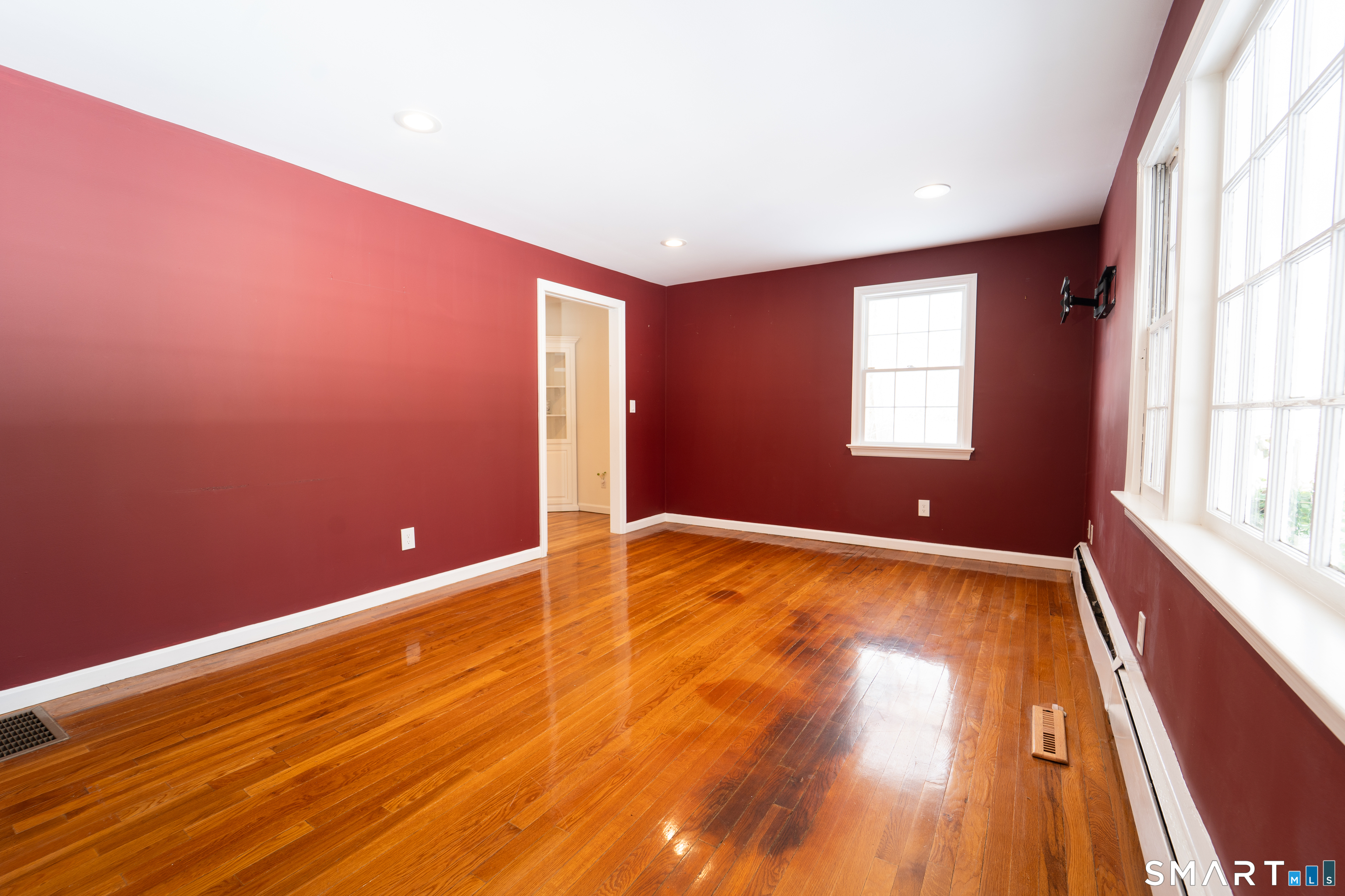 160 Rock Rimmon Road Stamford, CT 06903 - Photo 17 of 32