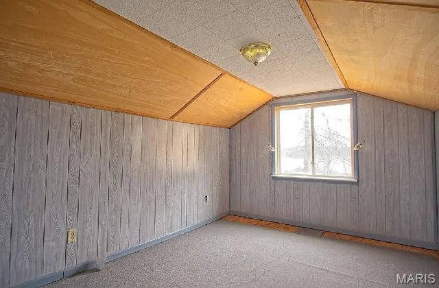 $319,000 | 1153 Red Fox Road, Climax Springs, MO 65324