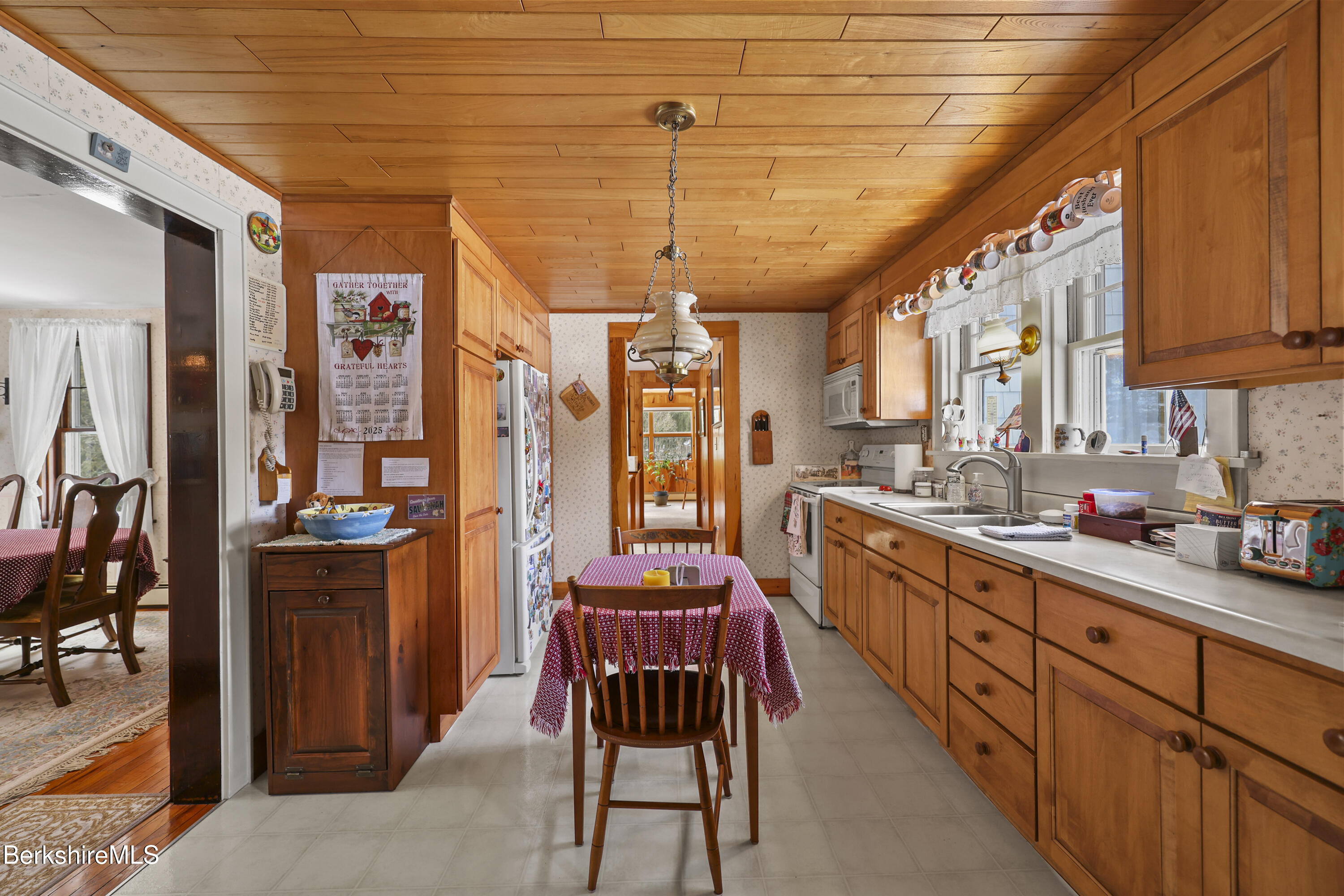 138 Hillsdale Road Egremont, MA 01230 - Photo 7 of 29 85 Kitchen