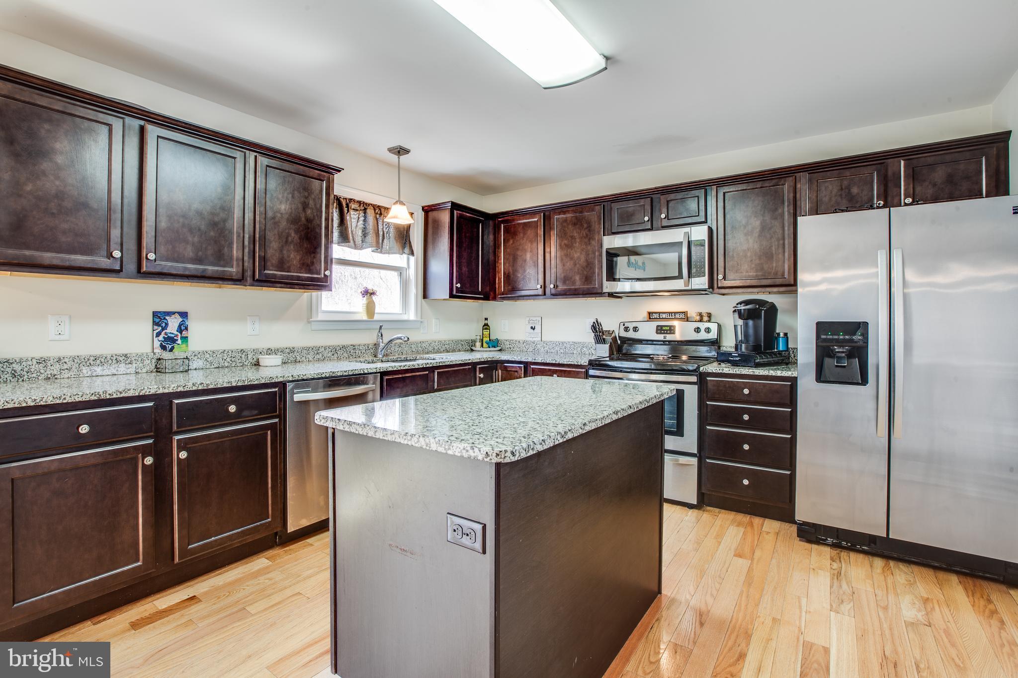 9060 Basil Road King George, VA 22485 - Photo 2 of 53 Kitchen Island w/Island and plenty of work space