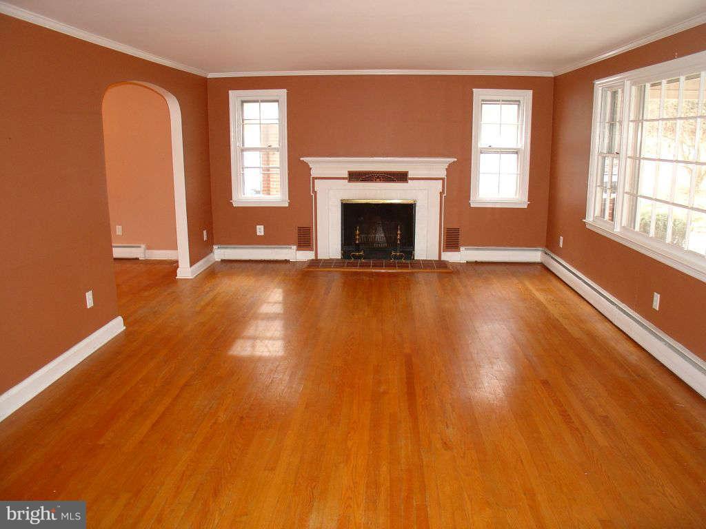 1347 Ryan Road Fallston, MD 21047 - Photo 3 of 30 Living Room