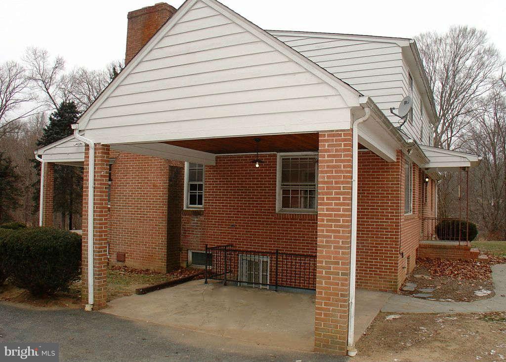 1347 Ryan Road Fallston, MD 21047 - Photo 22 of 30 Carport