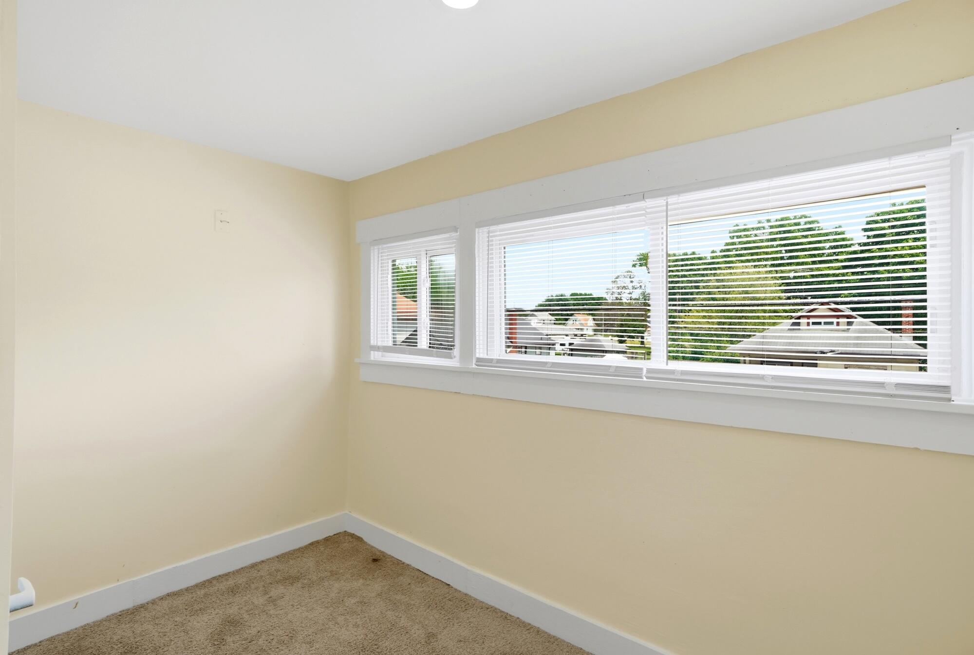 2015 Clifton Avenue Springfield, OH 45505 - Photo 38 of 56 204
