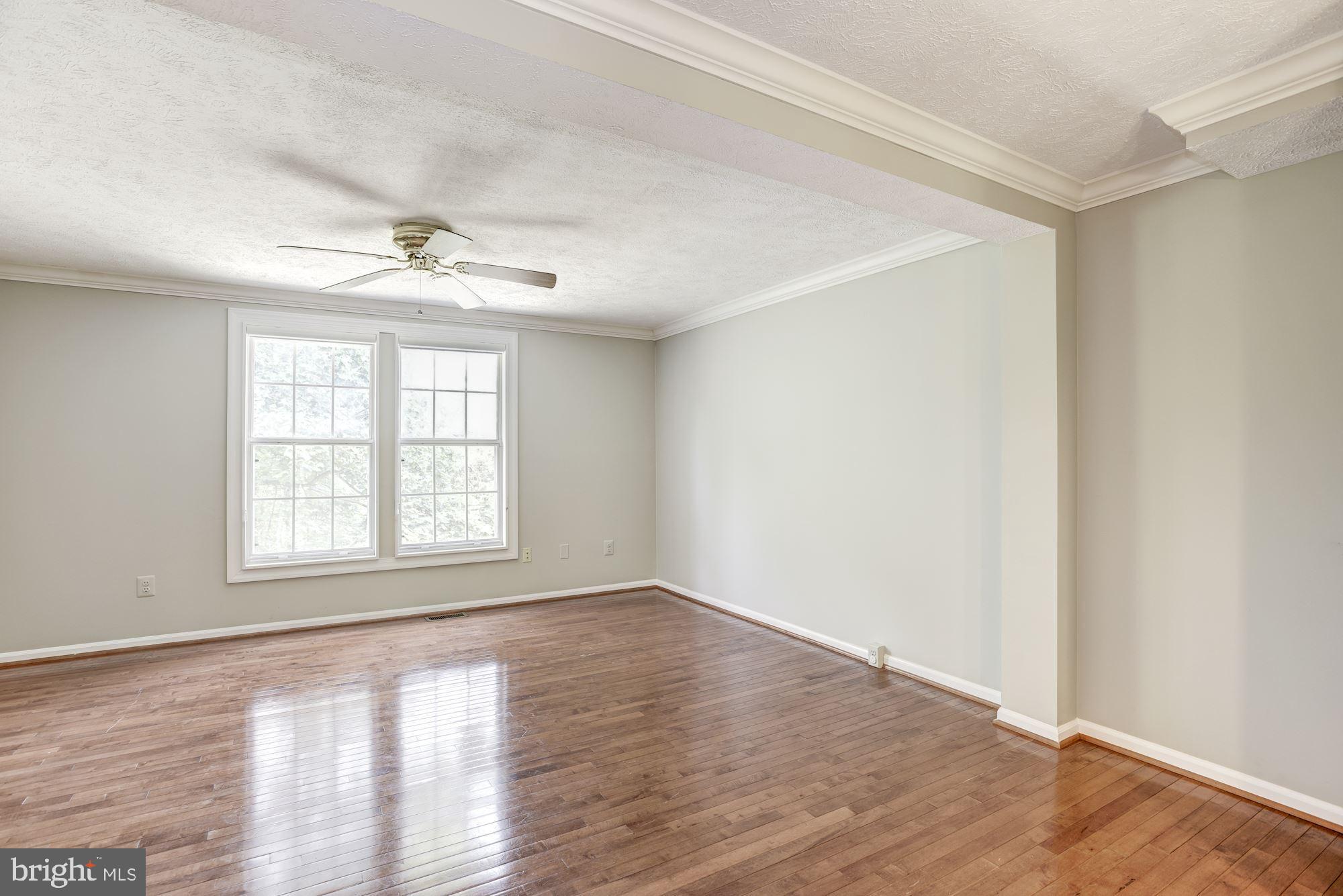 1646 Fieldthorn Drive Reston, VA 20194 - Photo 11 of 44