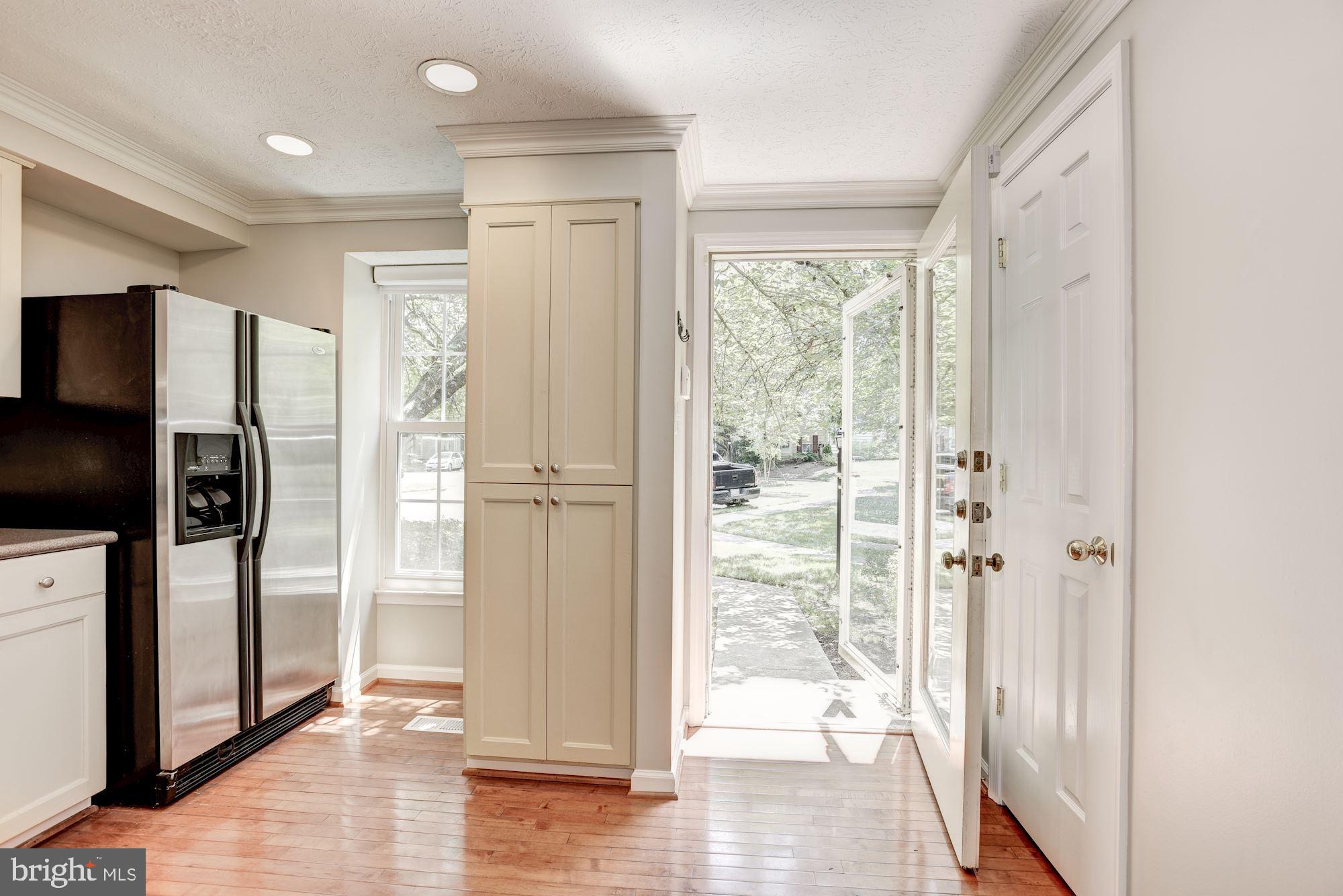 1646 Fieldthorn Drive Reston, VA 20194 - Photo 13 of 44