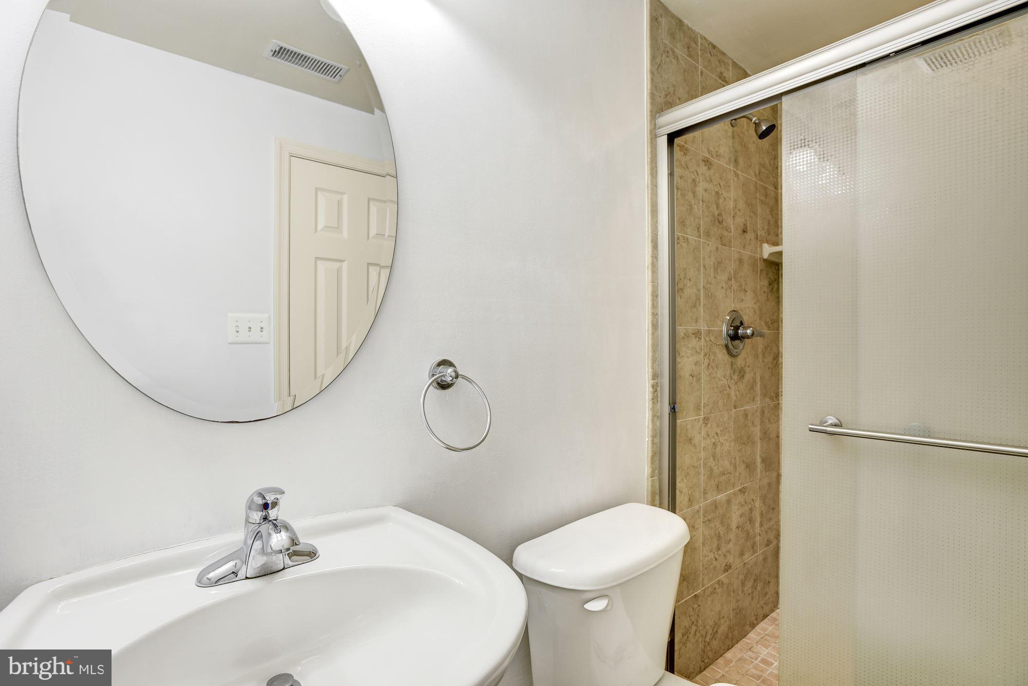 1646 Fieldthorn Drive Reston, VA 20194 - Photo 20 of 44
