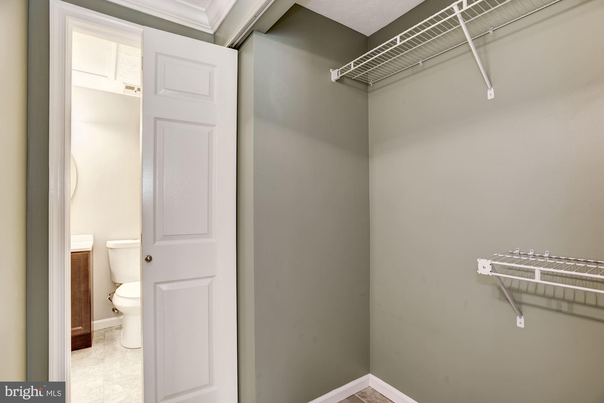 1646 Fieldthorn Drive Reston, VA 20194 - Photo 29 of 44