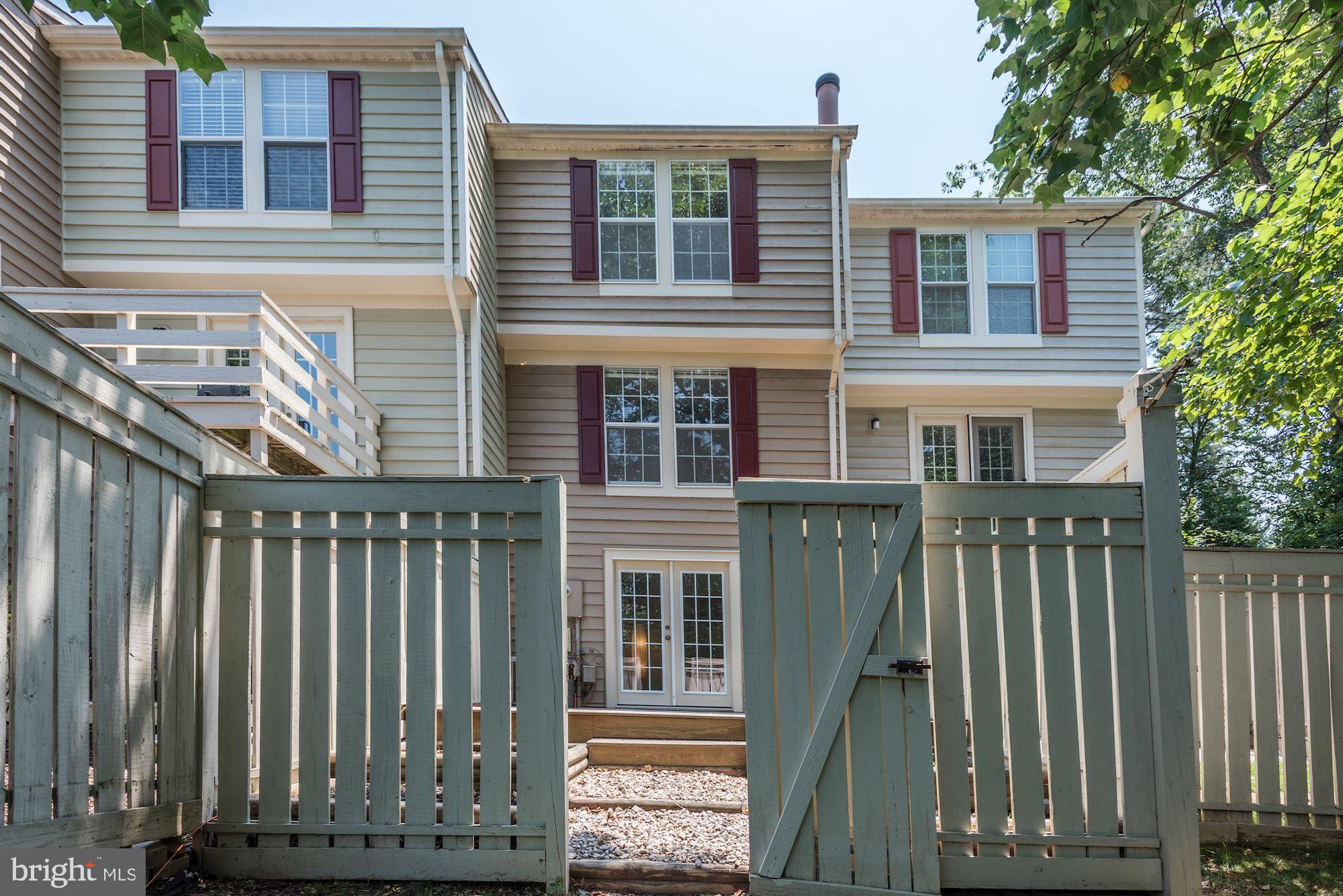 1646 Fieldthorn Drive Reston, VA 20194 - Photo 42 of 44