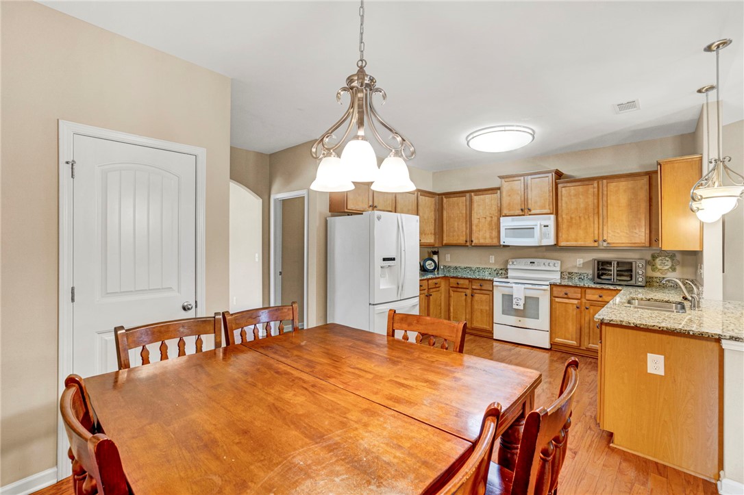 100 Amherst Way Easley, SC 29642 - Photo 17 of 45