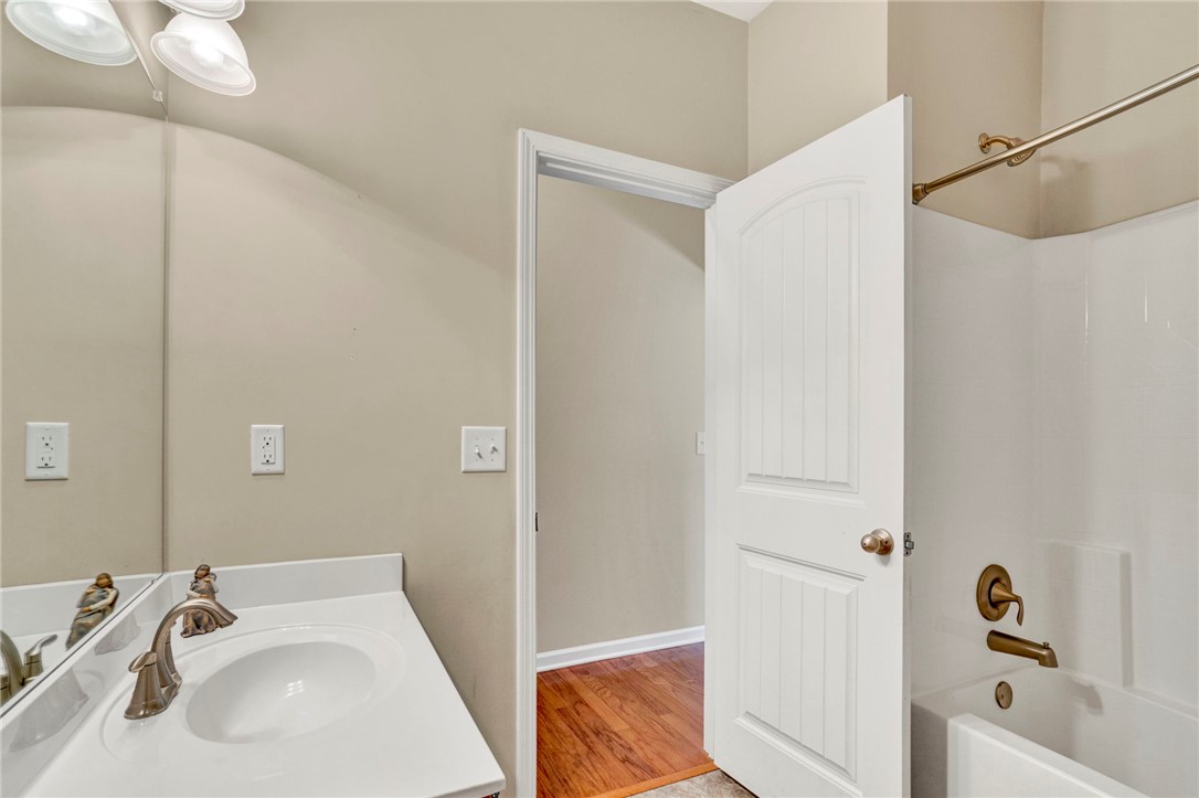 100 Amherst Way Easley, SC 29642 - Photo 32 of 45
