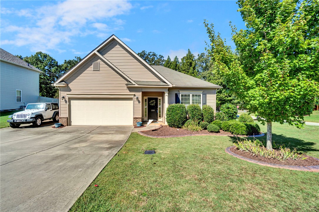 100 Amherst Way Easley, SC 29642 - Photo 4 of 45