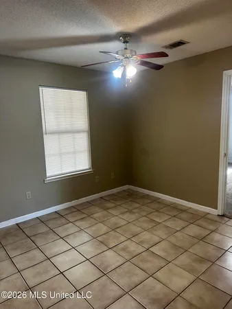 $1,600 | 22226 Red Bluff Road, Moss Point, MS 39562