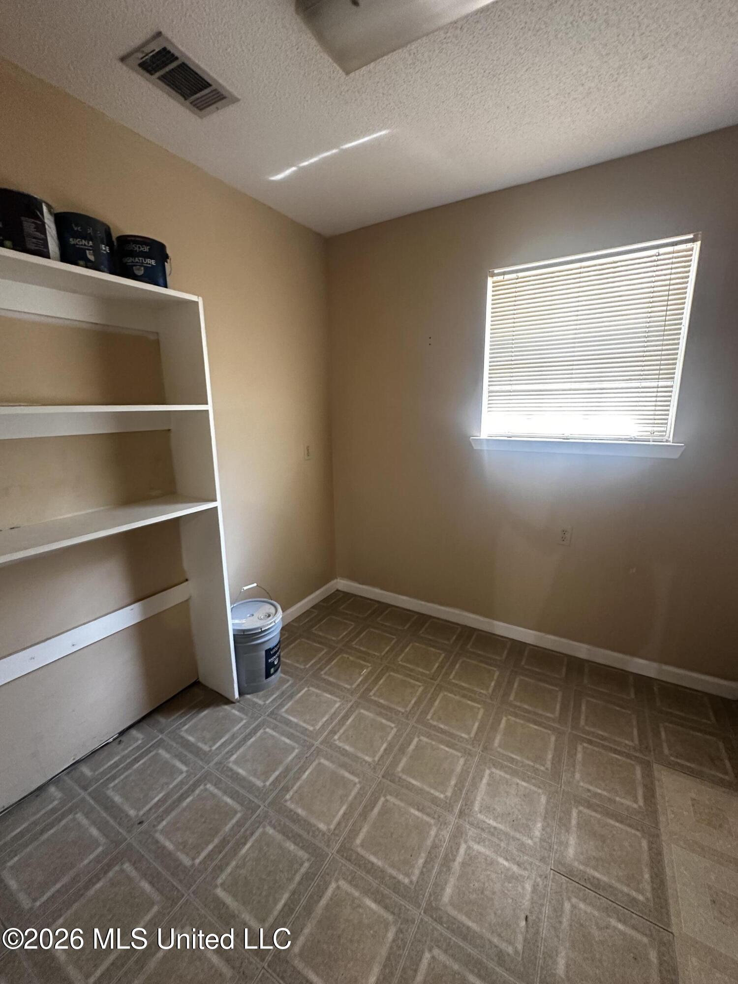 22226 Red Bluff Road Moss Point, MS 39562 - Photo 7 of 21 IMG_5512