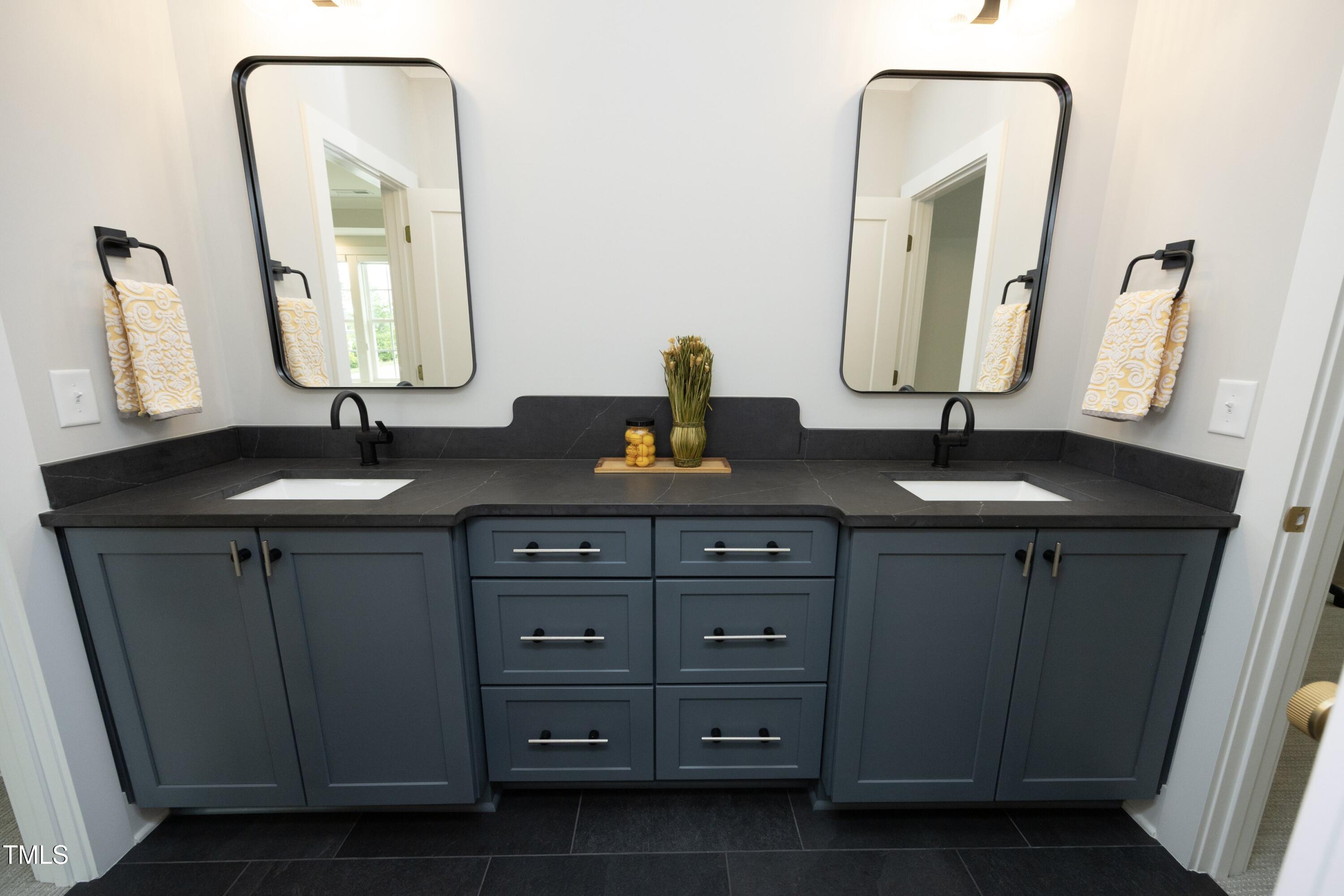7736 Roberts Road Apex, NC 27523 - Photo 43 of 53 50SharedBath