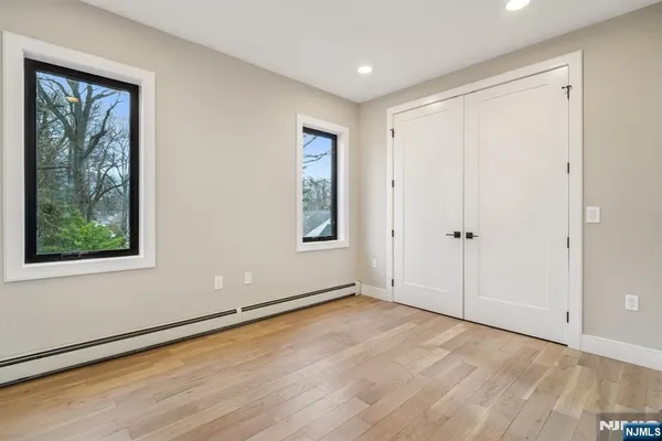 $2,490,000 | 292 Magnolia Avenue, Cresskill, NJ 07626