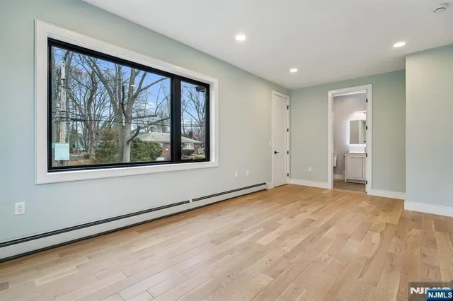 a view of empty room with front door