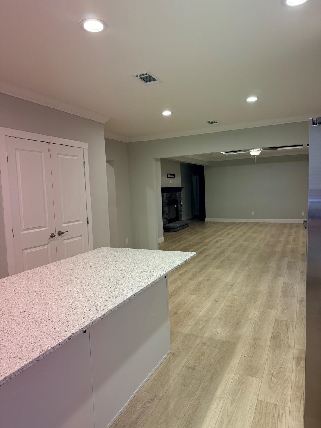 1490 Stagg Street Vidor, TX 77662 - Photo 9 of 27