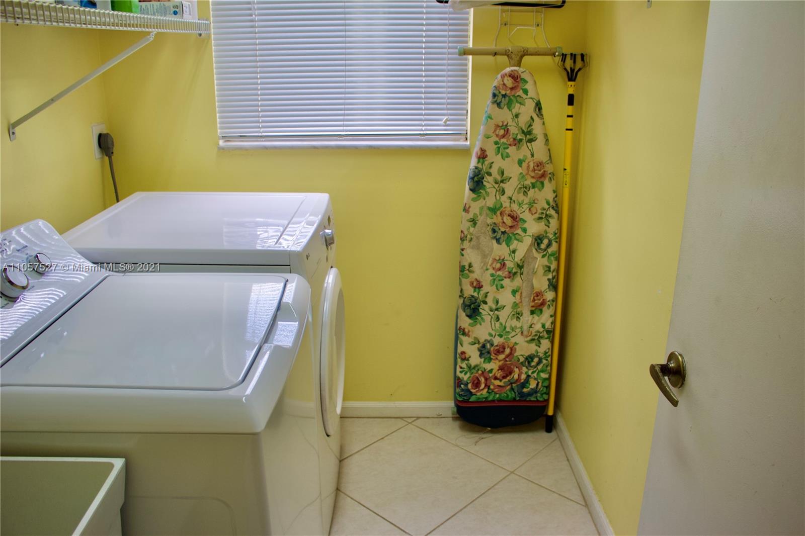 Embassy Lakes Cooper City, FL 33026 - Photo 19 of 36