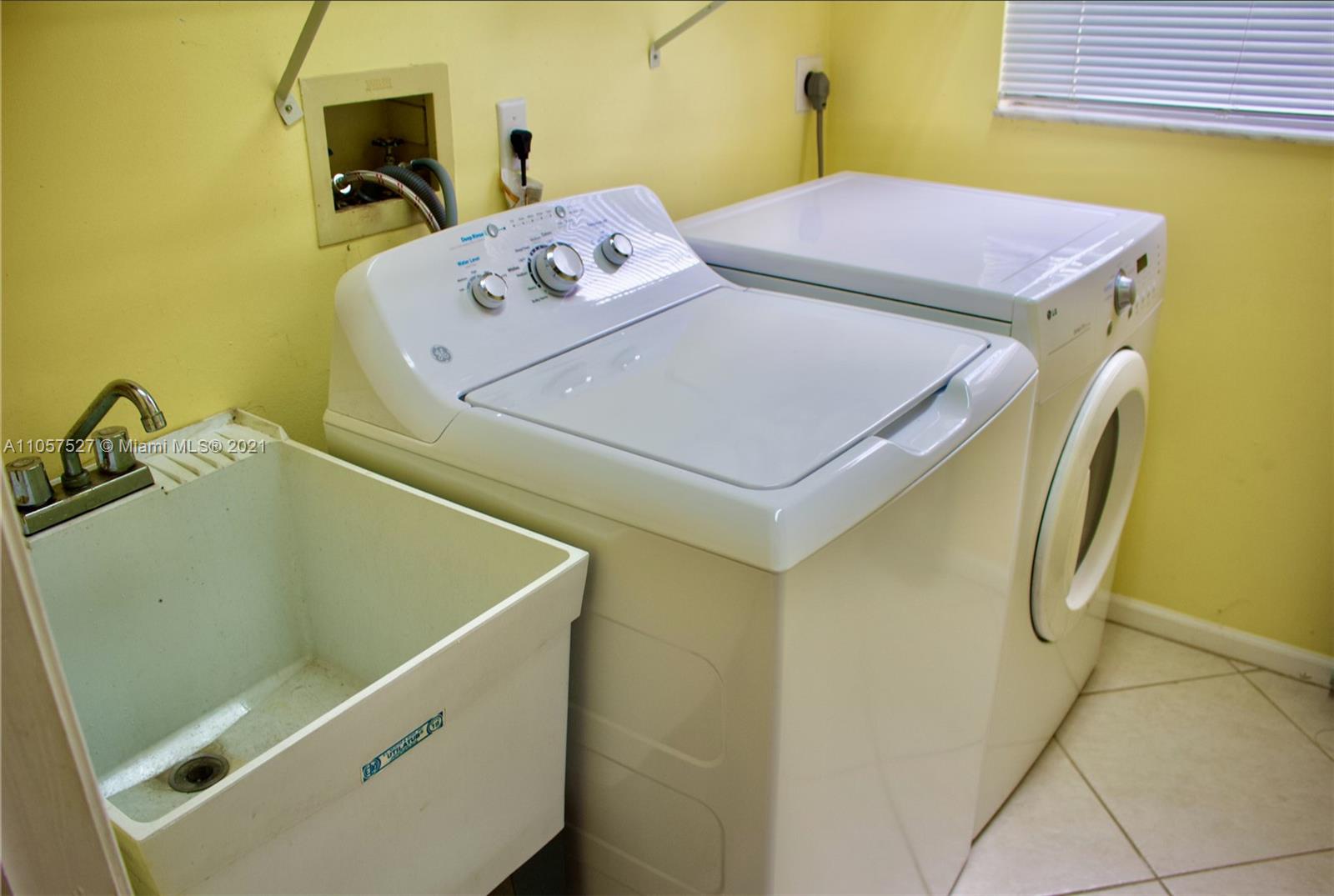 Embassy Lakes Cooper City, FL 33026 - Photo 20 of 36