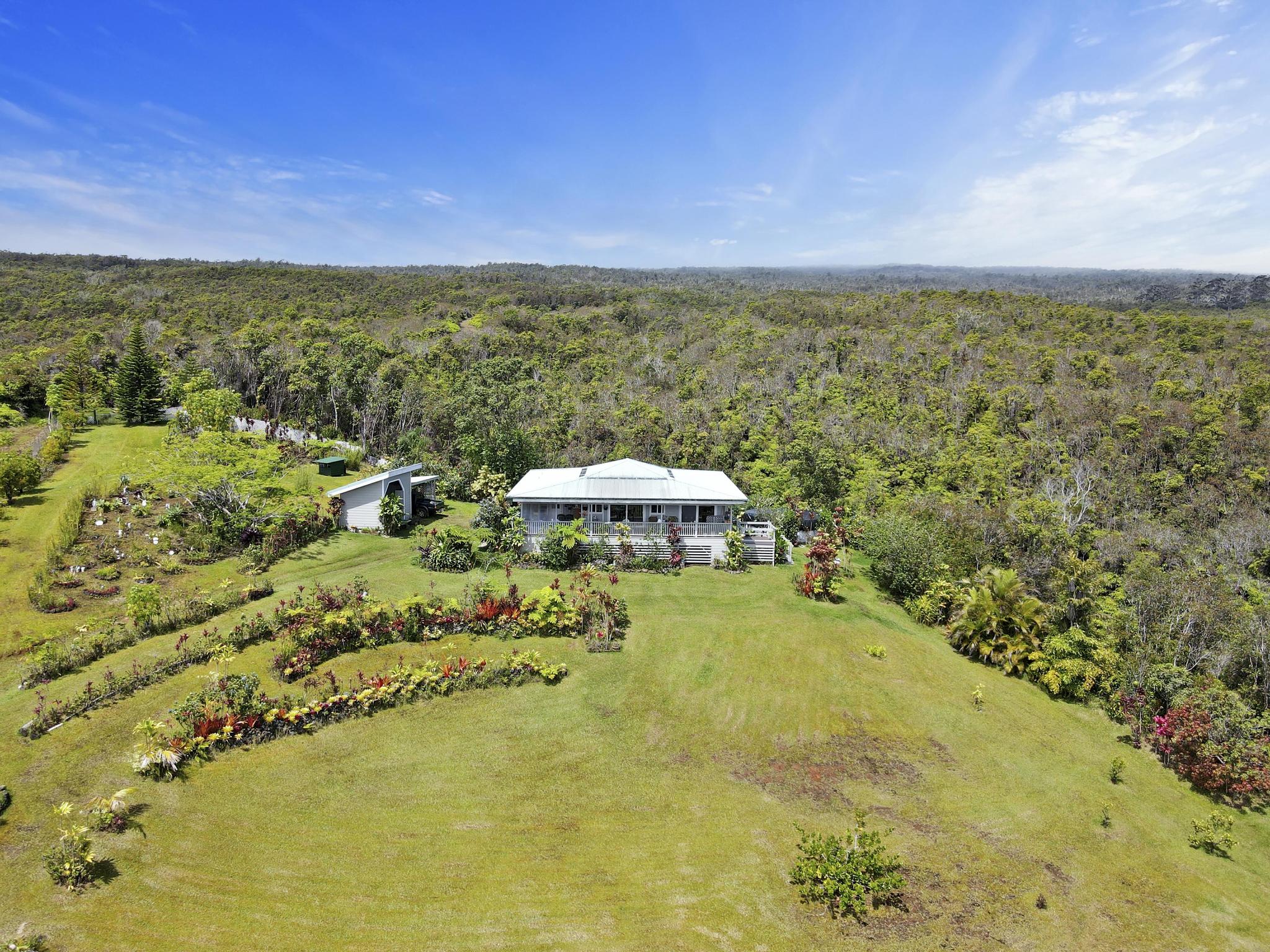 34-1480 Honomainoa Road Papaaloa, HI 96764 - Photo 14 of 30 a view of a city
