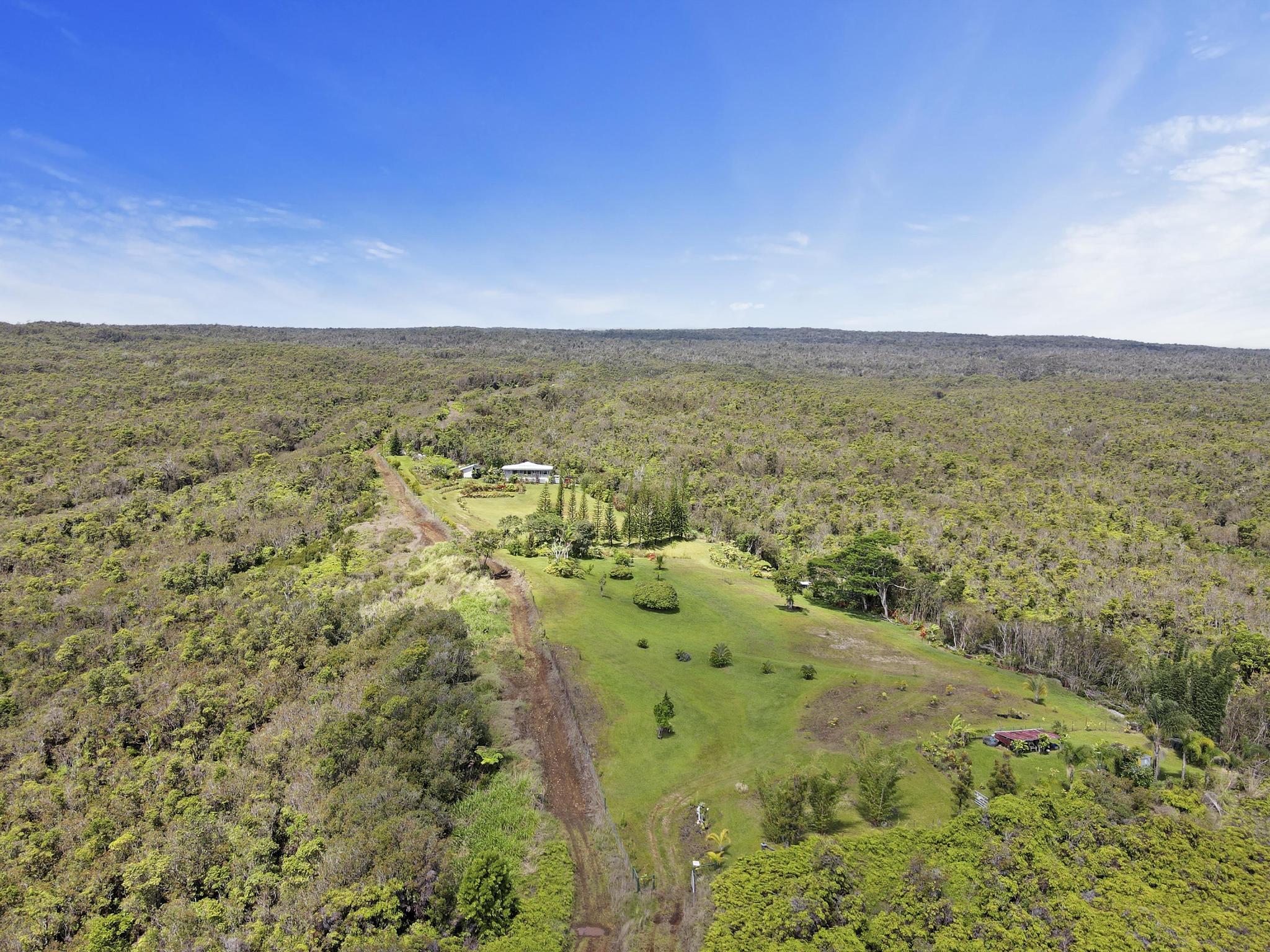 34-1480 Honomainoa Road Papaaloa, HI 96764 - Photo 15 of 30 a view of city and ocean