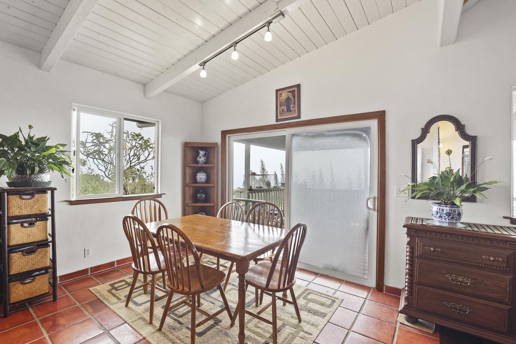 34-1480 Honomainoa Road Papaaloa, HI 96764 - Photo 20 of 30 a view of a dining room with furniture and window