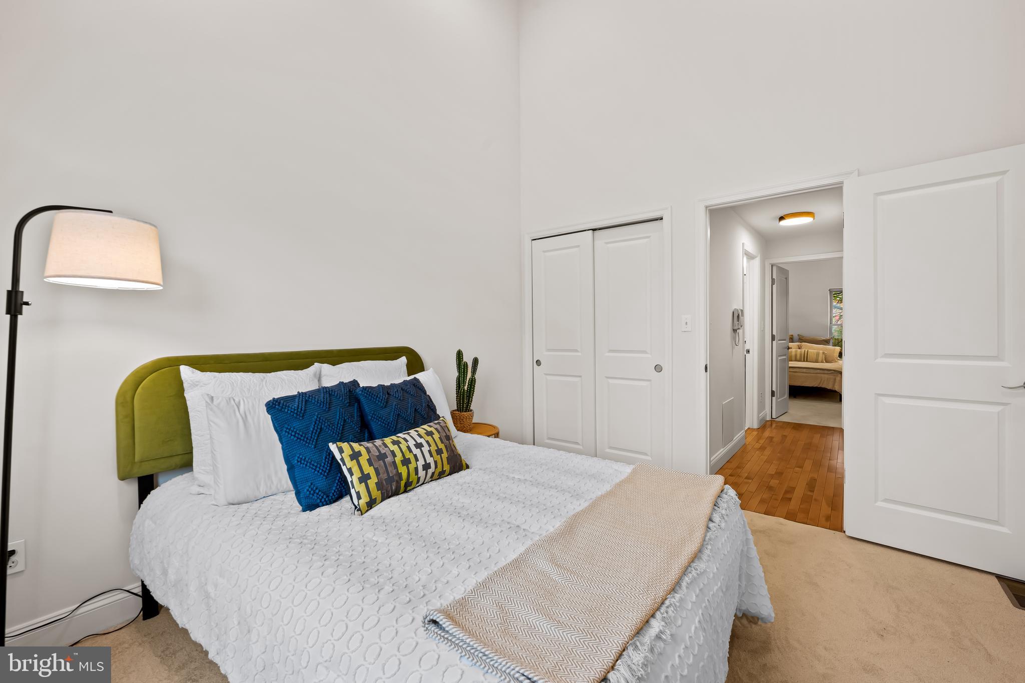 318 West 28th Street Baltimore, MD 21211 - Photo 16 of 34 Rear bedroom with vaulted ceilings