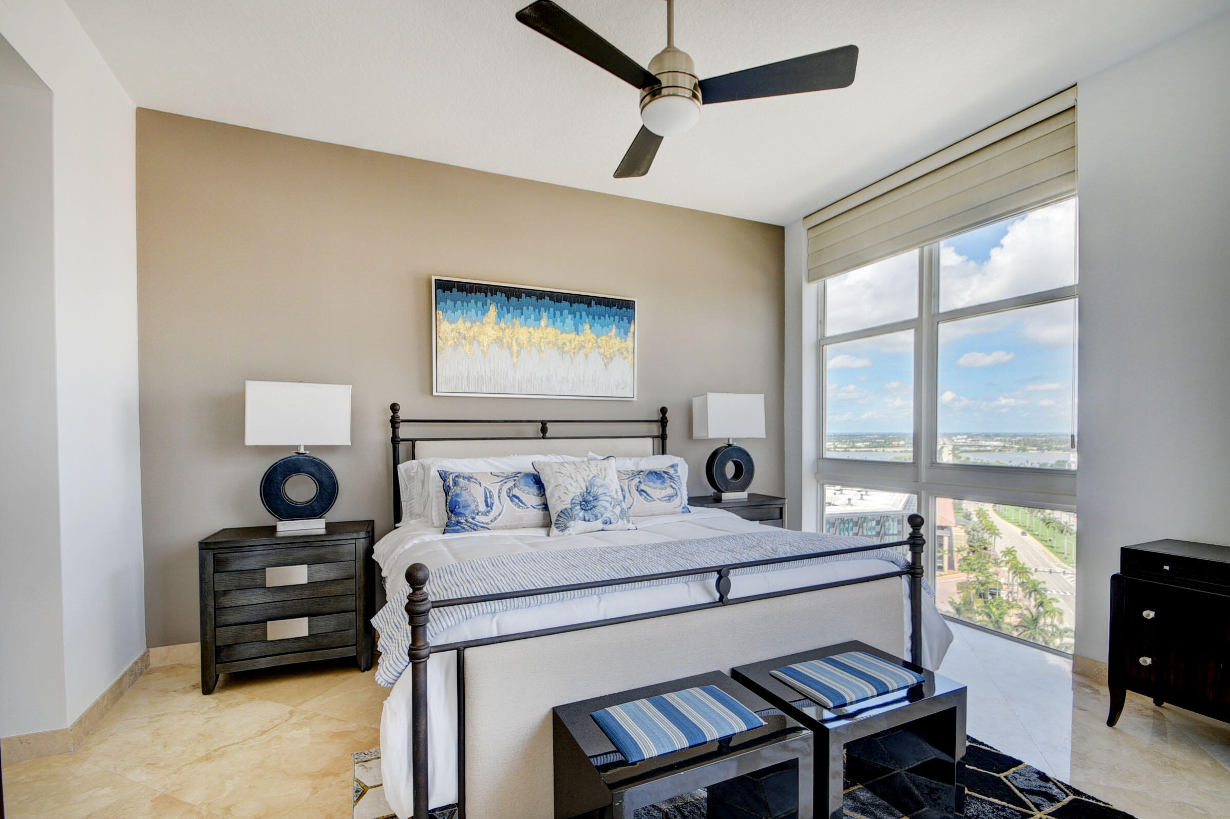 550 Okeechobee Boulevard, Unit LPH10 West Palm Beach, FL 33401 - Photo 15 of 56 14_apartment (14)