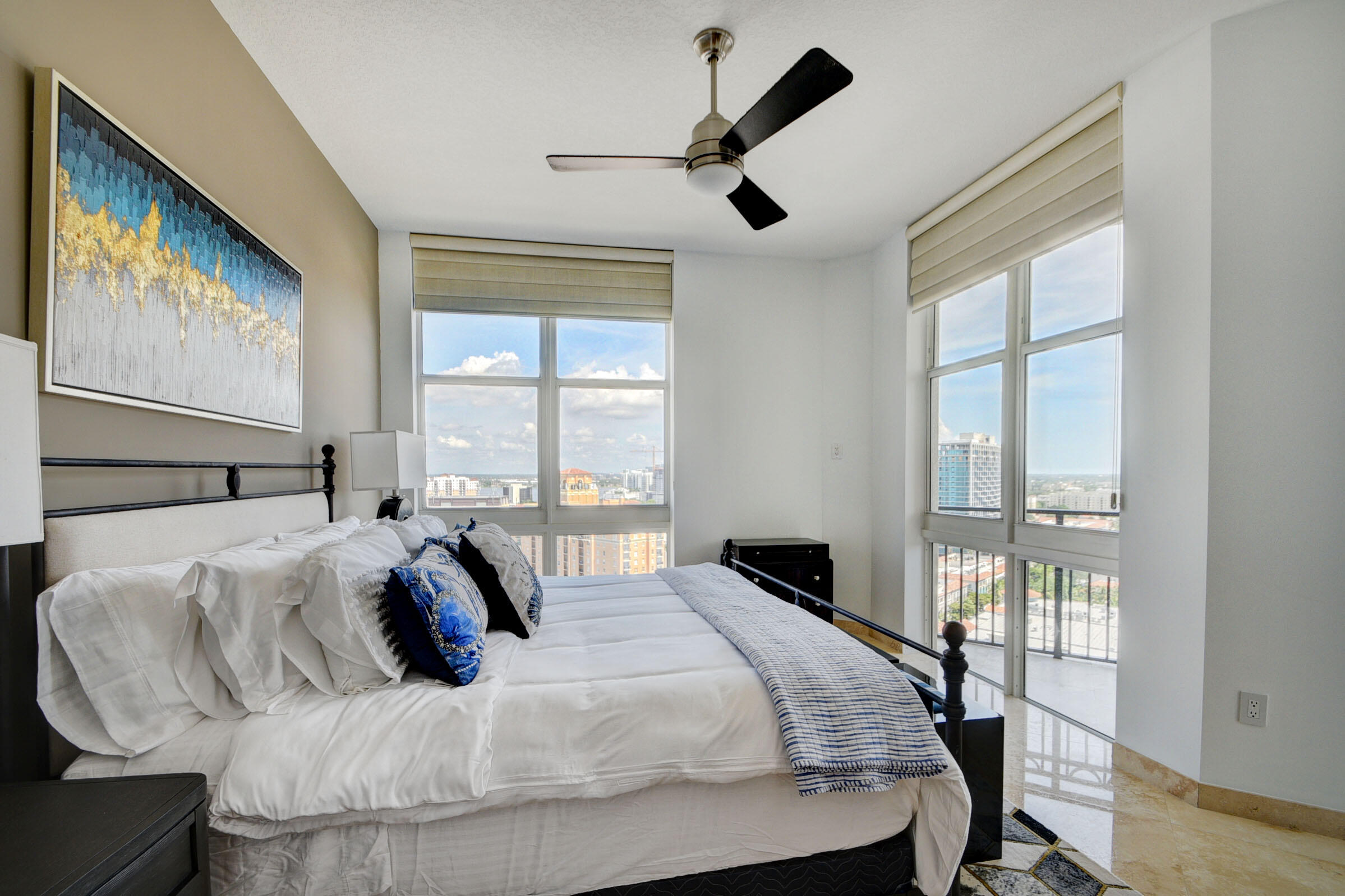 550 Okeechobee Boulevard, Unit LPH10 West Palm Beach, FL 33401 - Photo 17 of 56 16_apartment (16)