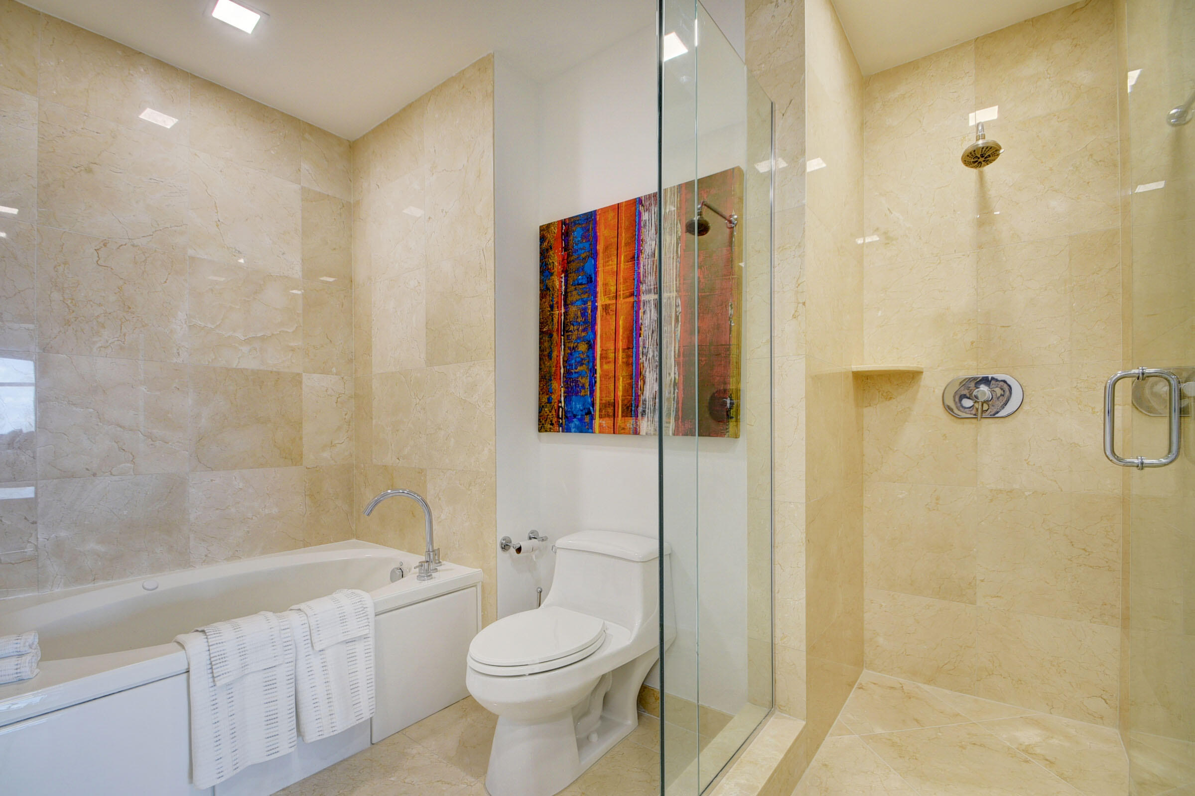 550 Okeechobee Boulevard, Unit LPH10 West Palm Beach, FL 33401 - Photo 20 of 56 19_apartment (19)