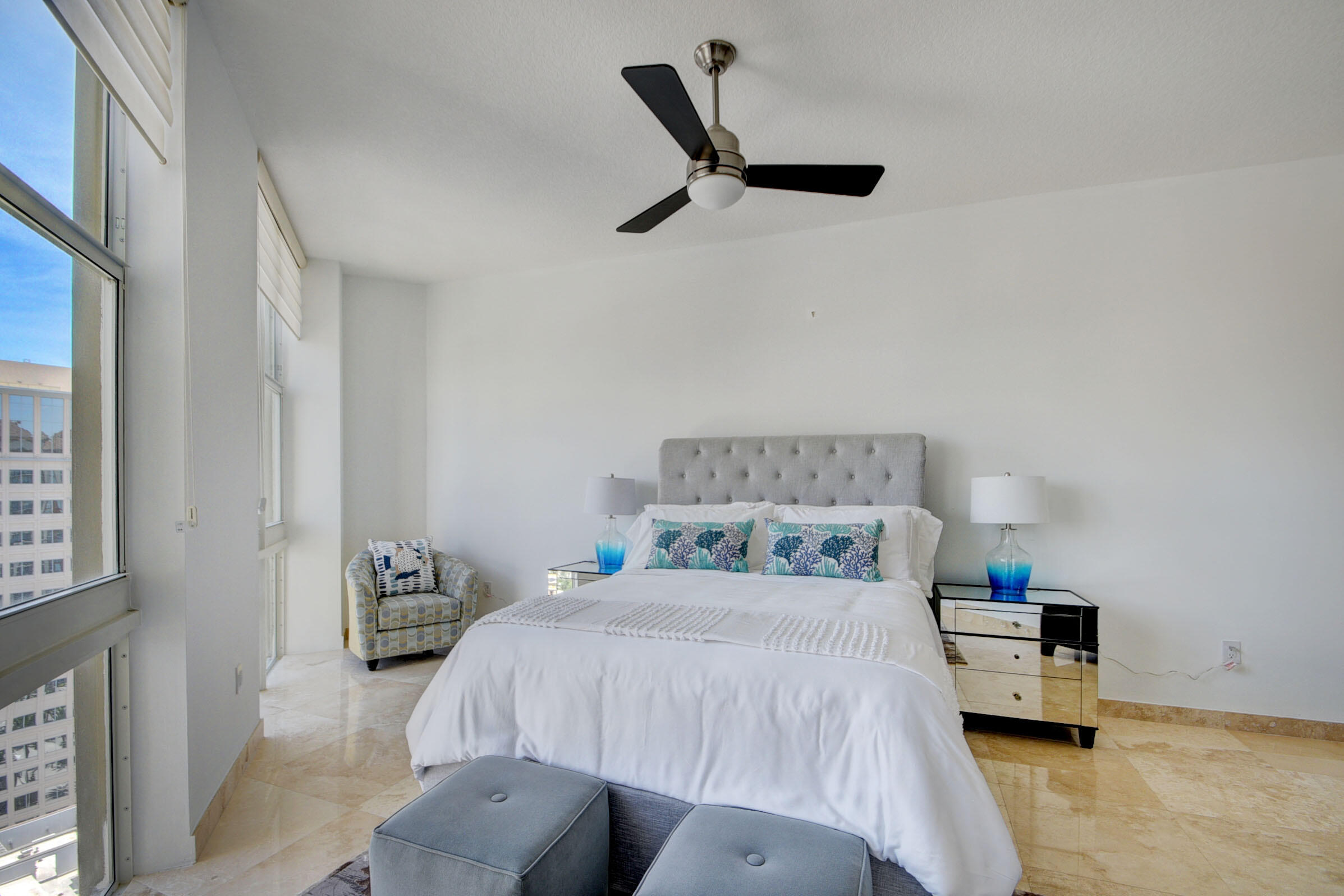 550 Okeechobee Boulevard, Unit LPH10 West Palm Beach, FL 33401 - Photo 30 of 56 29_apartment (29)