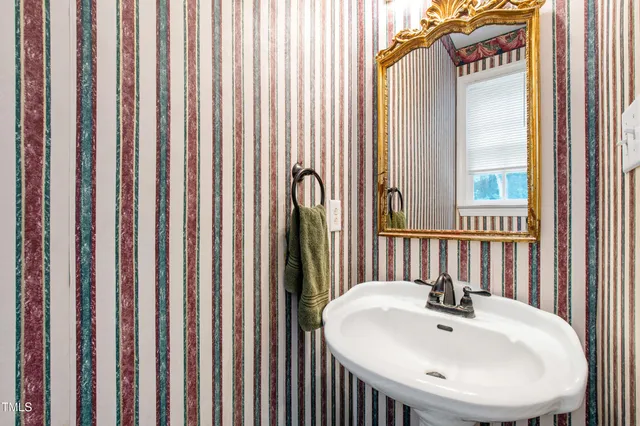 $460,000 | 2464 Village Of Wakefield Road, Zebulon, NC 27597