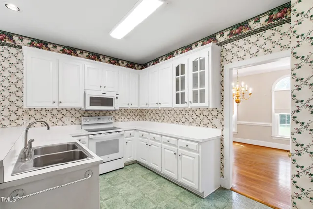 $460,000 | 2464 Village Of Wakefield Road, Zebulon, NC 27597