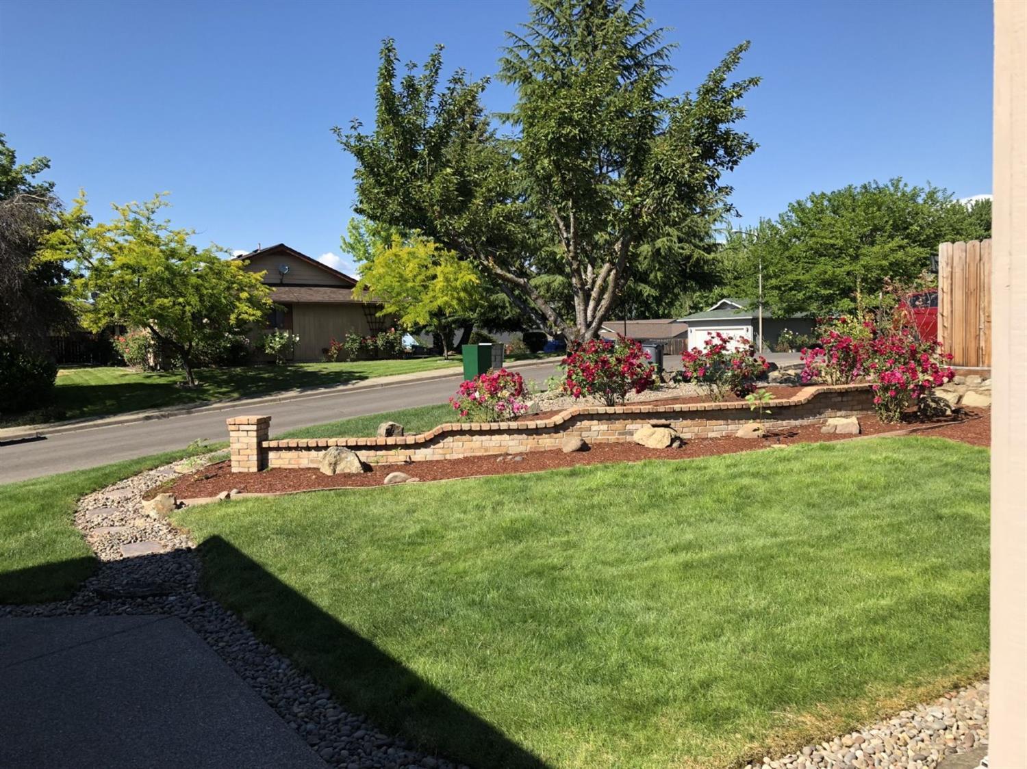 2278 Ridge Way Medford, OR 97504 - Photo 3 of 25 Additional Photo
