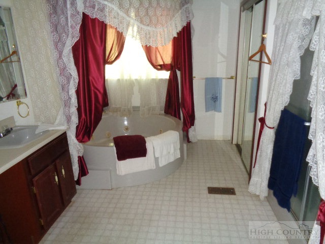 1759 Howard Colvard Road Crumpler, NC 28617 - Photo 11 of 12 Gallery Image 11