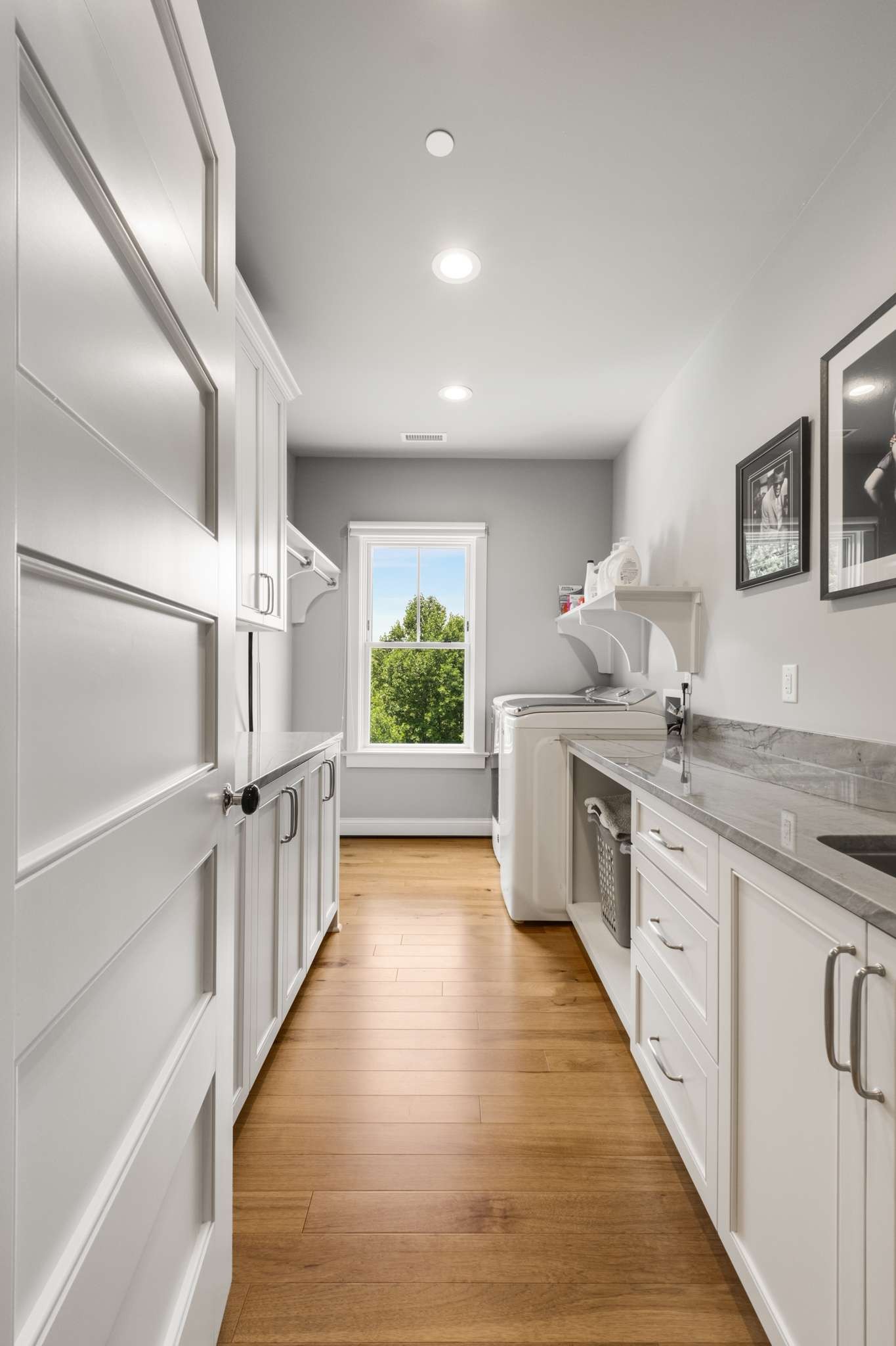 8454 Lewis Road Nashville, TN 37221 - Photo 19 of 32