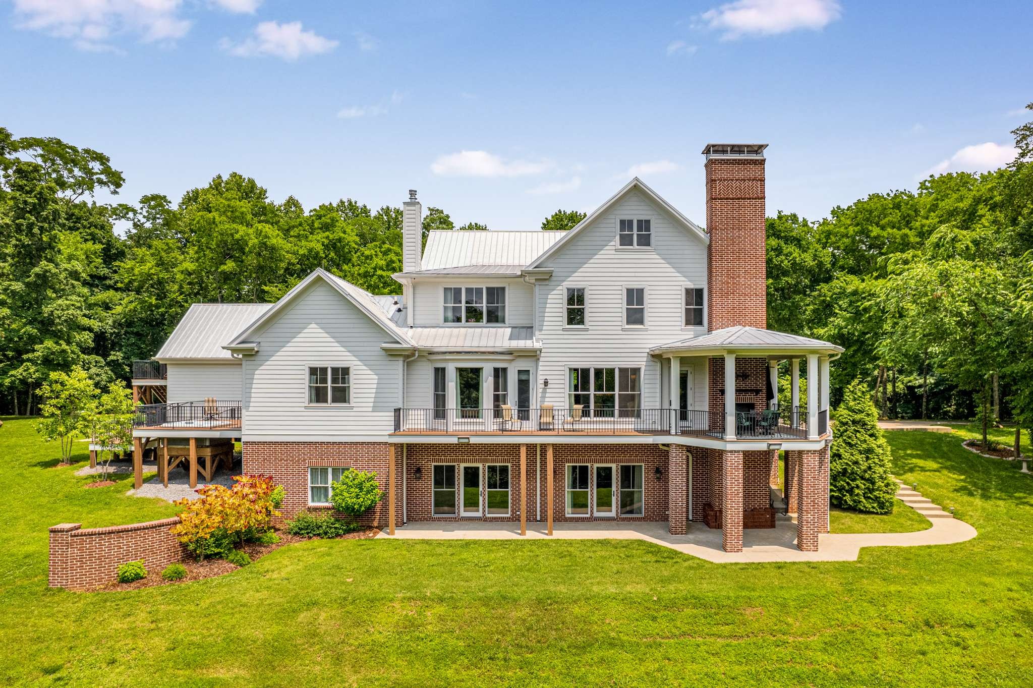 8454 Lewis Road Nashville, TN 37221 - Photo 28 of 32