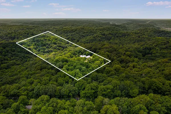 $4,999,999 | 8454 Lewis Road, Nashville, TN 37221