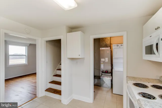 $2,600 | 4289 Lunceford Lane, Marshall, VA 20115