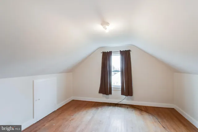 $2,600 | 4289 Lunceford Lane, Marshall, VA 20115