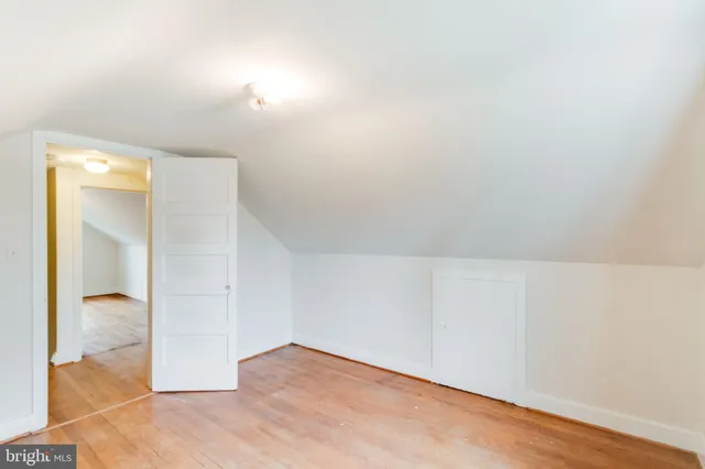 $2,600 | 4289 Lunceford Lane, Marshall, VA 20115