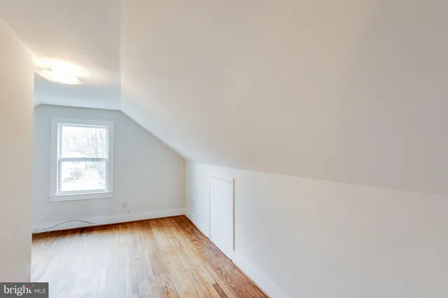 $2,600 | 4289 Lunceford Lane, Marshall, VA 20115