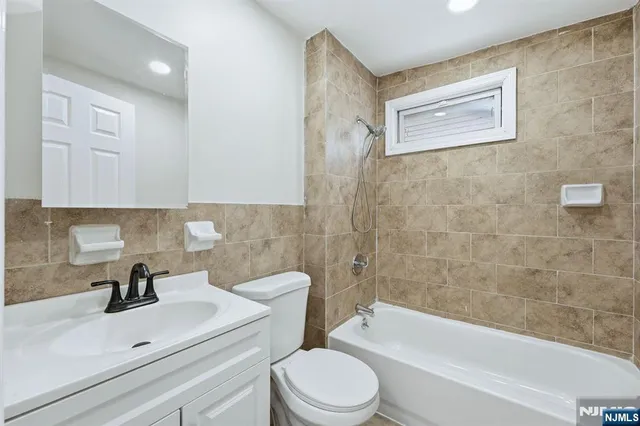 $825,000 | 72 South 13th Street, Newark, NJ 07107