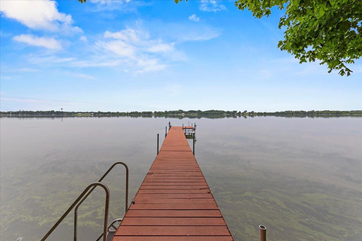 5017 Imhoff Avenue Southwest Howard Lake, MN 55349 - Photo 2 of 36