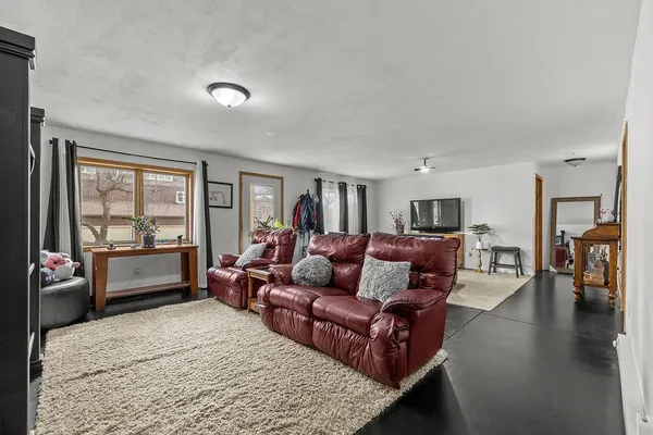 $259,900 | 1503 16th Street Northwest, Unit B, Minot, ND 58703