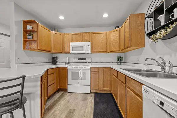 $259,900 | 1503 16th Street Northwest, Unit B, Minot, ND 58703