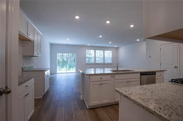 $2,295 | 2926 Alliteration Avenue, Buford, GA 30519