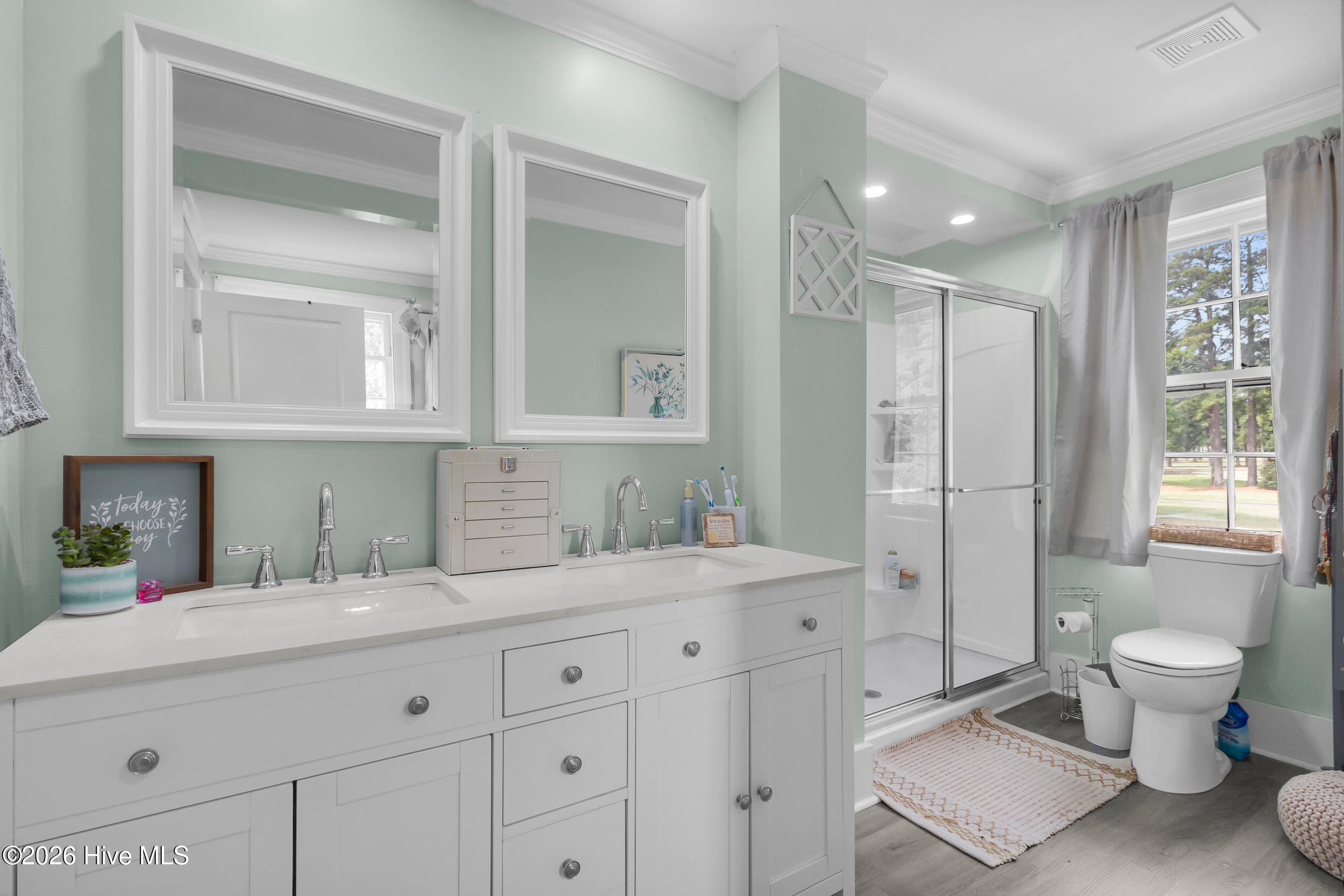 1912 Greenbriar Road Kinston, NC 28501 - Photo 22 of 45 Owners Bathroom
