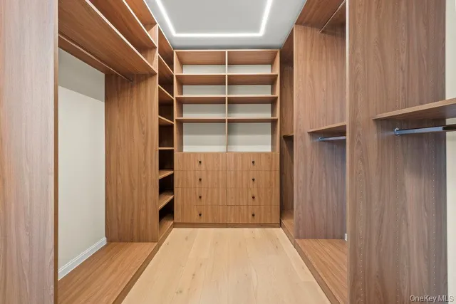 $3,850,000 | 176-12 Kildare Road | Jamaica Estates