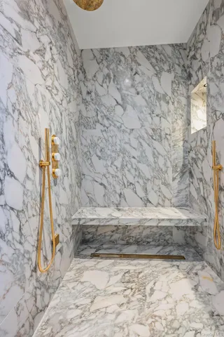 a bathroom with a bathtub